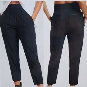 Athleta Nolita Slim Tapered Crop Pull On Flat Front Pant Black Size 20